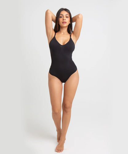 BodyContour™ – Formál, tart és kiemel nőies vonalaidat